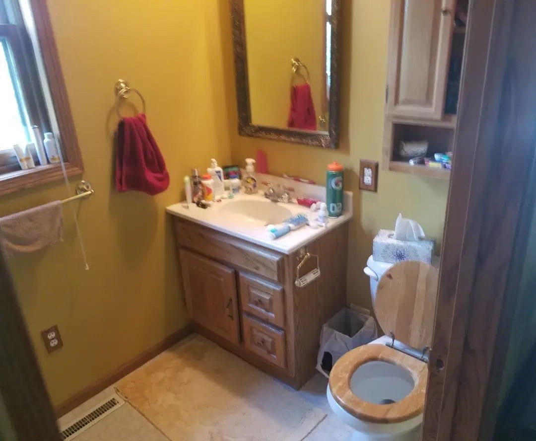 bathroom before 1