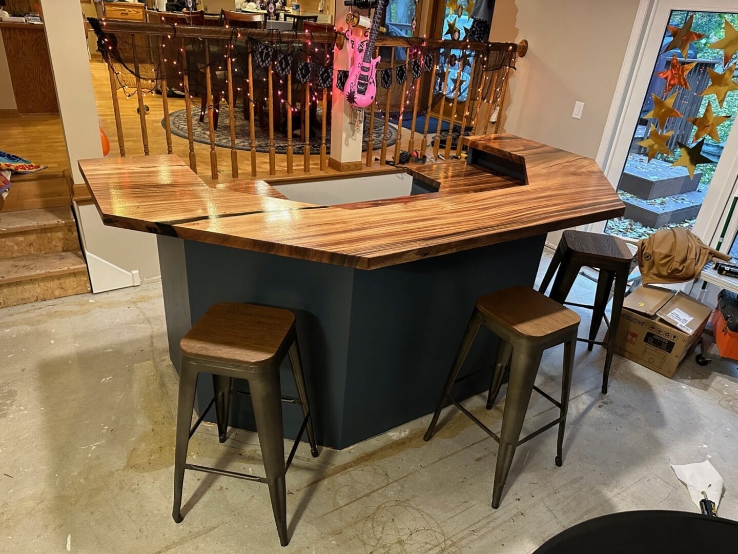 dining table by Sparling Construction in Bismarck, ND custom furnishings